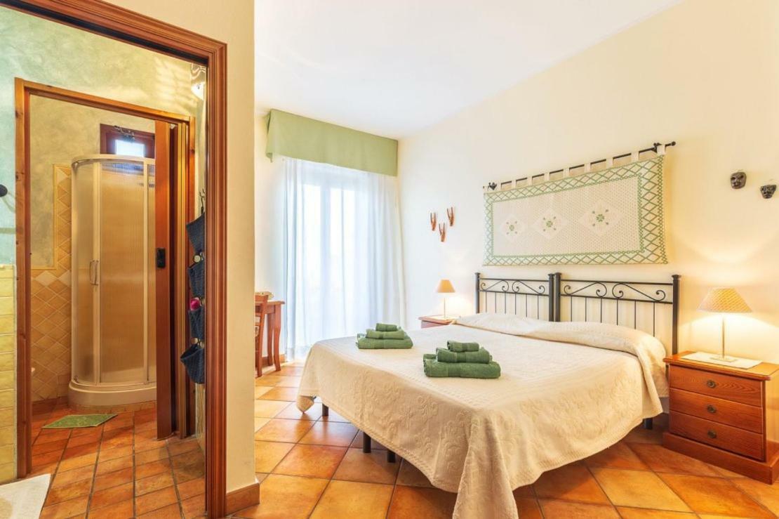 Il Leccio Bed & Breakfast Tortolì Dış mekan fotoğraf
