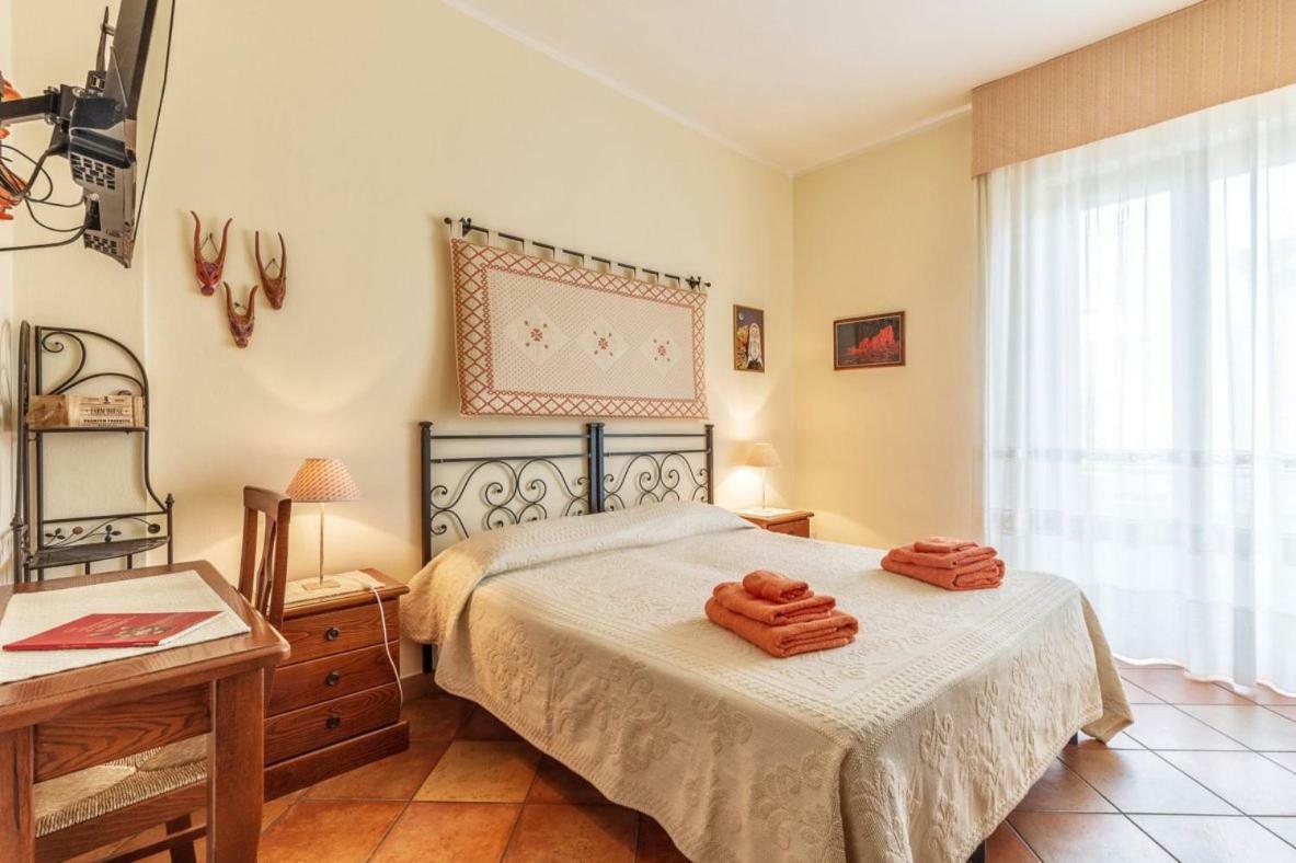 Il Leccio Bed & Breakfast Tortolì Dış mekan fotoğraf